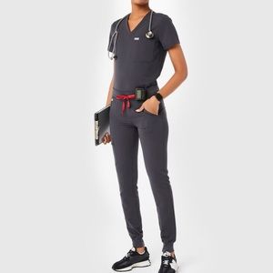 Figs set xs charcoal. Worn once